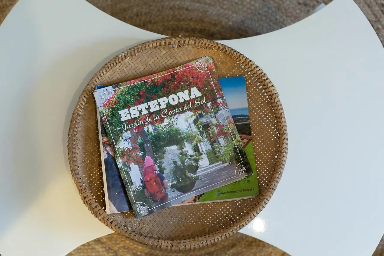 Enjoy Estepona At Our Fully Equipped 2Br Town House, Beach- 1Min 0*,  Spain